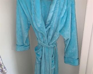 Photo Inv #427 Clothing  $1-$10 Petite Sizes 0-4 