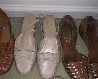 Photo Inv #437 Ladies Shoes - Size 7-7.5 $2-$20