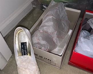 Photo Inv #439 Ladies Shoes - Size 7-7.5 $2-$20