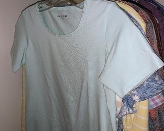 Photo Inv #457Ladies Clothing $1-$10 