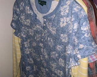 Photo Inv #459 Ladies Clothing $1-$10 