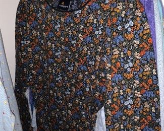 Photo Inv #472 Ladies Clothing $1-$10 