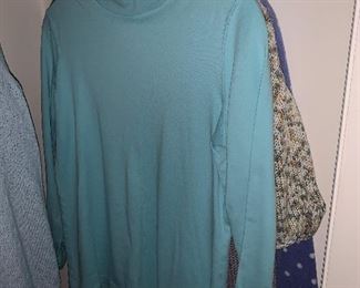 Photo Inv #478 Ladies Clothing $1-$10 