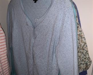 Photo Inv #481Ladies Clothing $1-$10 