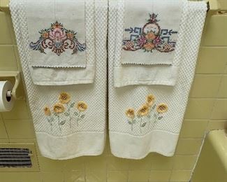 Photo Inv #513 - Towels - $5 for ALL (pictured) 