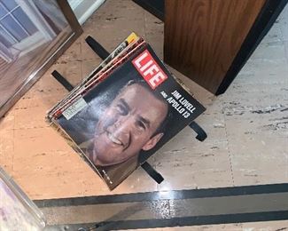 Photo Inv #550 - Magazines - Make an Offer - Contact for one-on-one appointment 