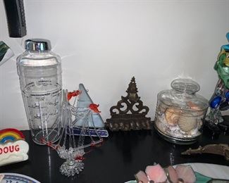 Photo Inv #560 - Misc Items - Make an Offer - Metal Decorative Sold  