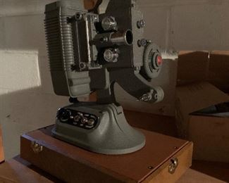 Photo Inv #611  - De Jur "750" 8mm Projector - $50 