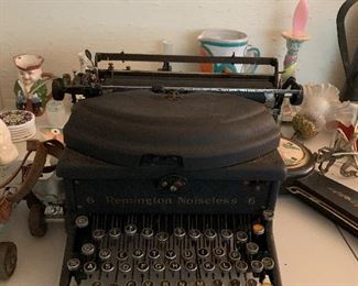 Photo Inv #619  - Typewriter  - $70