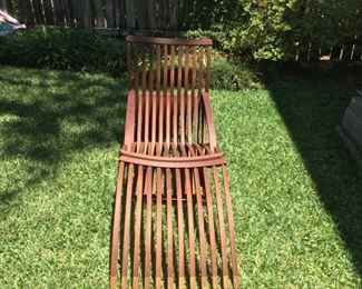 Wooden chair that converts to lounger $100 (see previous picture for non -lounger mode)