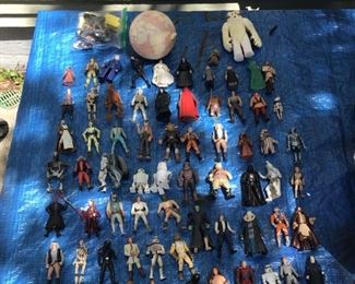 Lot of over 60 vintage Mattel Star Wars characters $150