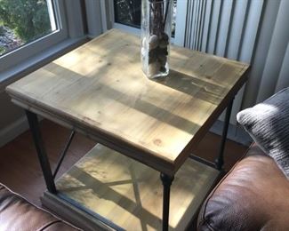 . . . another nice end table