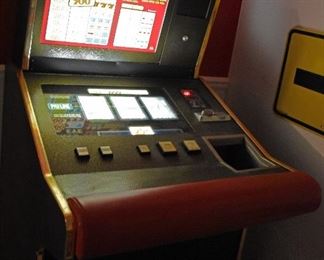 Bulls Eye Slot Machine