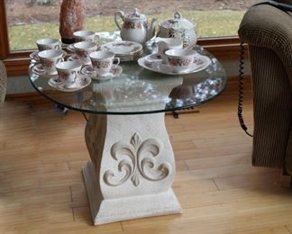 Tea Set for sale, not table.