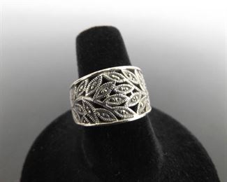 .925 Sterling Silver Art Nouveau Leaf Vine Ring Size 7.75
