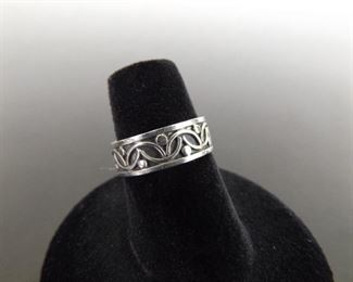 .925 Sterling Silver Ring Size 6
