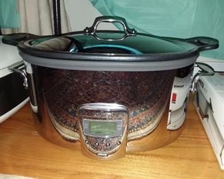 "Like New" Crock Pot - Please Text 201-639-4811 For Individual Pricing
