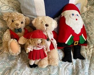 Vintage Christmas bears and felt Santa