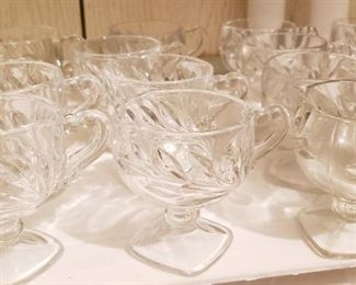Oleander Willow pattern, vintage Indiana  Glass Co. set