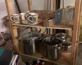 New set of pots and pans