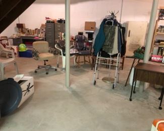 vew of left side of basement 