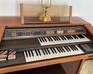 GEM Electronic Organ