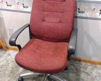 red and black office chair