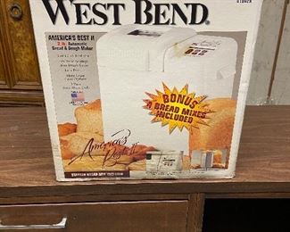 H-278 West Bend Bread Maker $15.00