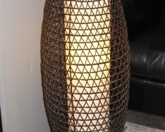 Column floor lamp 