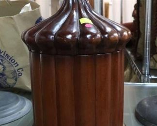 Wooden canister