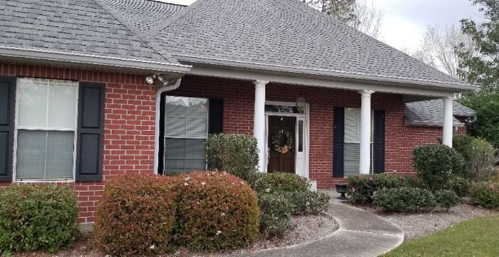 Clean home in upscale subdivision. Hand washing station available.