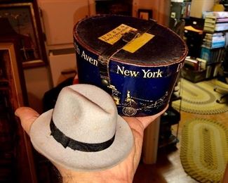 miniature Dobbs fedora and hatbox salesman's sampler
