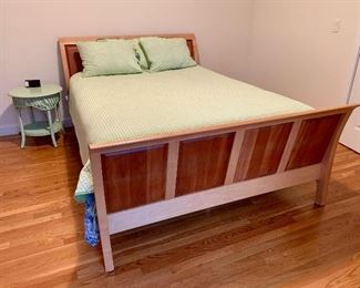Two toned, queen bed 