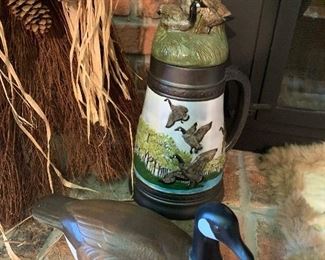 Duck ceramic / pottery