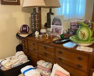 Assorted Towels, Sheets, Comforters, Dresser, Vintage Wash Basin & Pitcher, Vintage Lamp, Oil on Canvas Street Art