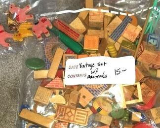 big bag blocks nice assortment of antique building blocks and wood animals $15