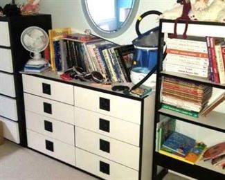 furn white dresser $25