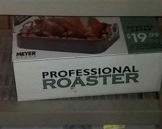 New roasting pan $10