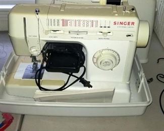 singer sewing machine $25