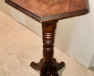 wood pedestal plant stand