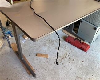 Desk $30.00