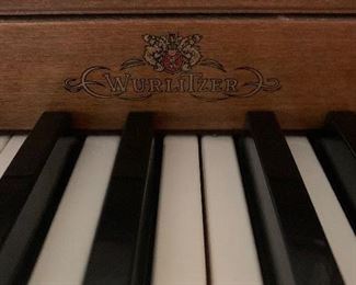 wurlitzer piano $ 400.00