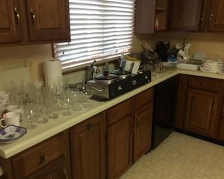 the kitchen is full of nice cookware