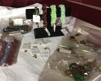 Costume Jewelry Lot #2 https://ctbids.com/#!/description/share/361967