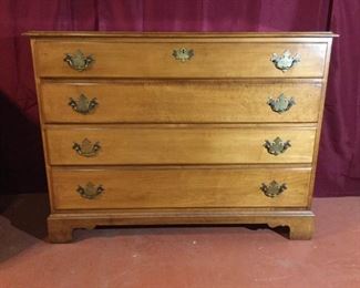 Thomasville Dresser https://ctbids.com/#!/description/share/361913