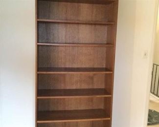 Solid Oak Bookshelf #2 https://ctbids.com/#!/description/share/361982