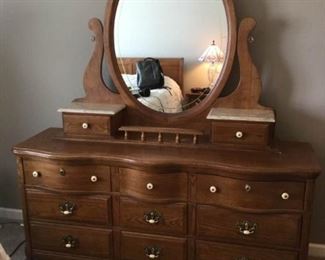 Dresser With Mirror Dresser With Mirrorhttps://ctbids.com/#!/description/share/361921
