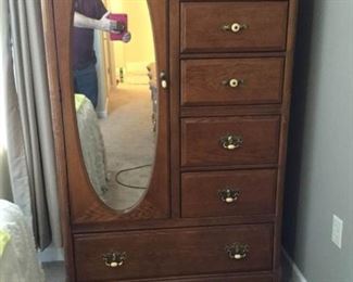 Clothing Armoire https://ctbids.com/#!/description/share/361922