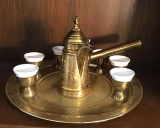 Tea Set https://ctbids.com/#!/description/share/361986