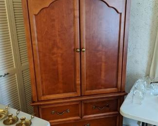 American of Martinsville Cabinet